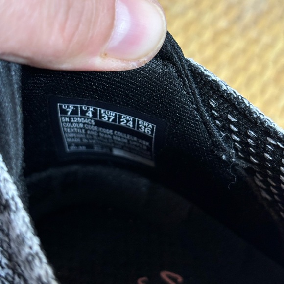 Skechers Womens Ultra Flex 2.0 - Slip On Pretty Dazzling in great condition - Picture 4 of 7